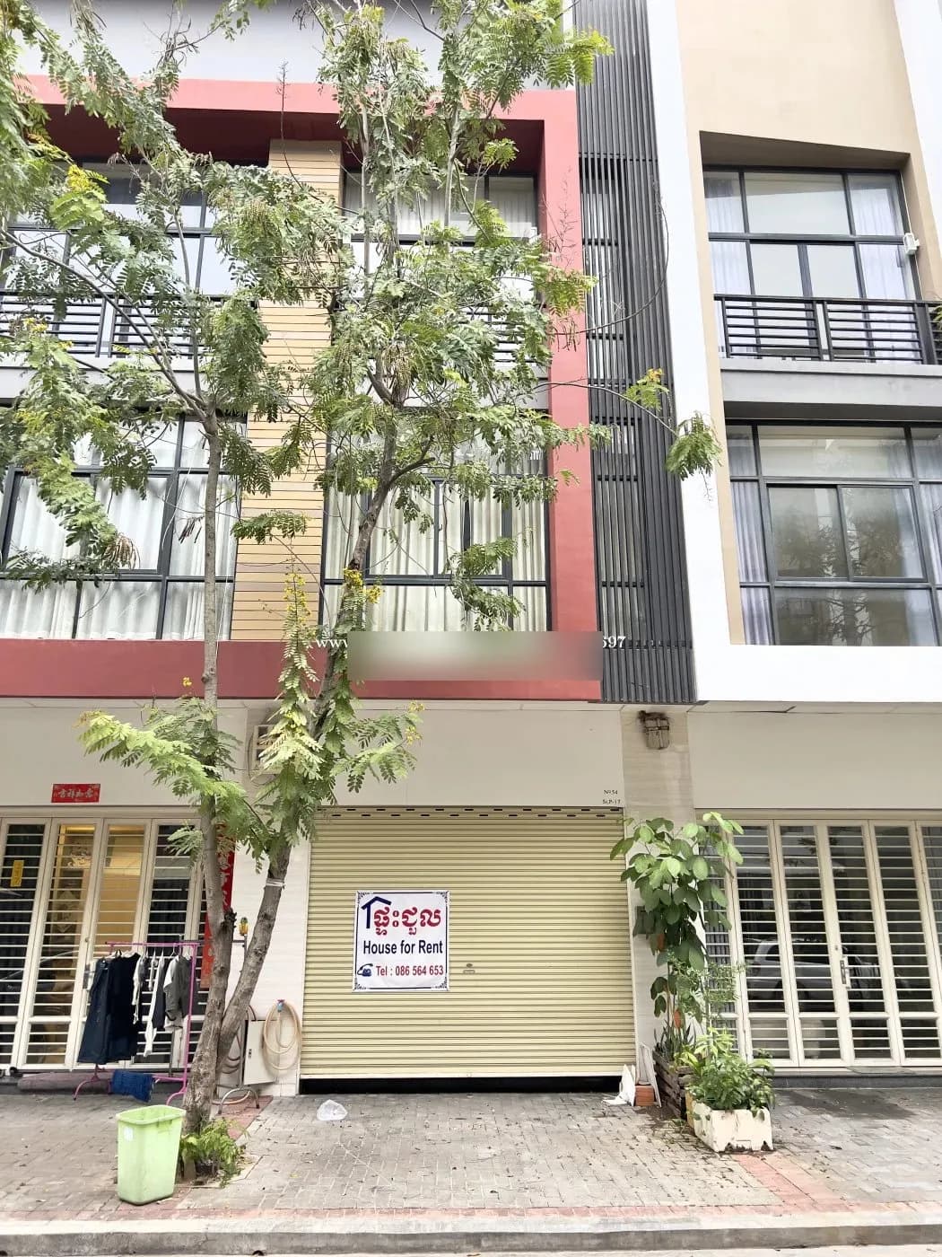 4 Bedroom Shophouse in Borey Peng Huoth for Rent - Street P-17 - view 1